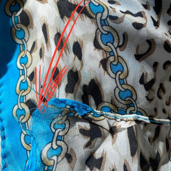 Animal Print & Charm Link Large Versatile Scarf - Picture 10 of 10